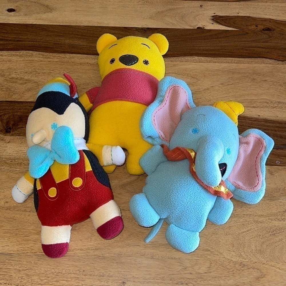 Disney Winnie The Pooh, Pinocchio And Dumbo Pook A Looz